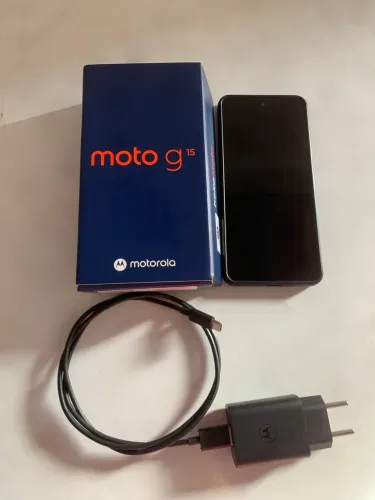 Celular Moto G15 Semi-Novo - 03 meses de uso!