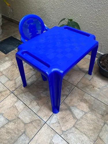 Mesa+cadeirinha infantil de plástico 
