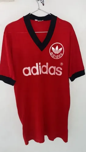 Camisa Adidas vintage anos 80 treino 