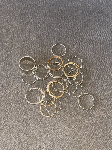 Kit de 20 anéis (bijuterias) - peças com defeitos