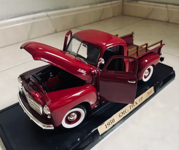 Miniatura Pick Up Gmc 1/18 Road Signiature