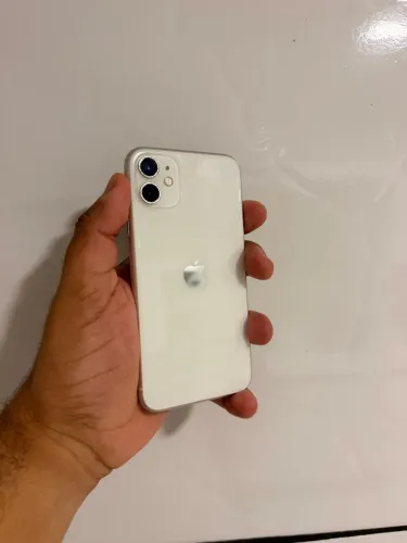 iPhone 11 - 128GB