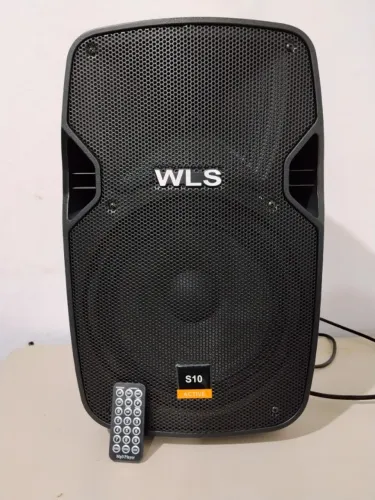 Caixa de som WLS S10 150W Ativa bluetooth, semi nova, pouco uso $ 1.000,00