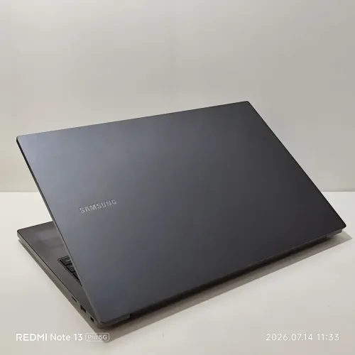 Notebook Samsung - Intel Core de 11a Geração - SSD - Bateria Ótima