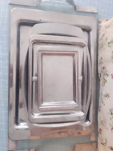 Vendo várias bandeijas de alumínio,da marca Tramontina