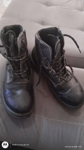 Botas unissex ,preta , número 37bico de aço