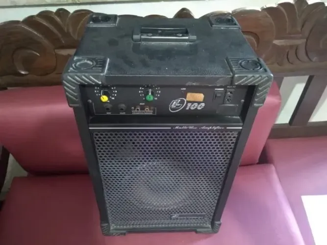CAIXA AMPLIFICADA LL 100 USADA