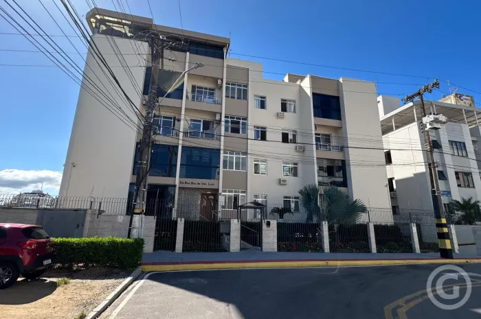 Apartamento semimobiliado no bairro Itaguaçu, em Florianópolis