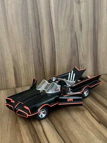 CARRINHOS EM MINIATURA À VENDA!