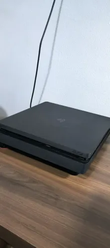 PS4 SLIM 1TB