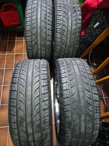 Jogo Rodas Mercedes AMG Aro 17 + 4 Pneus 205/50 R17
