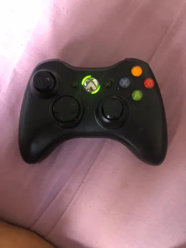 CONTROLE DE XBOX 360, FUNCIONANDO PERFEITAMENTE A NEGOCIAR 