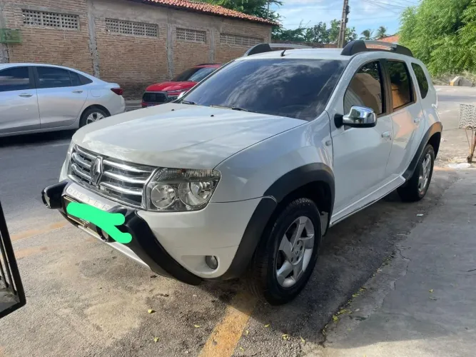 Renault Duster Dynamique 2.0 Hi-flex 16V Aut. 2014