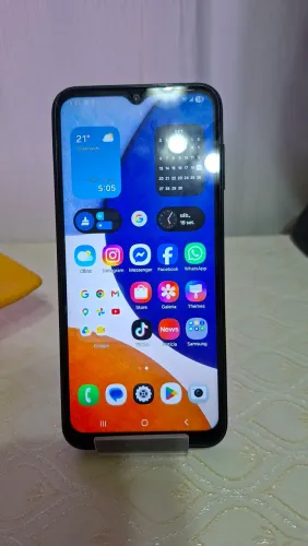 Samsung A14 5g 64g ótimo para o Dia a dia.