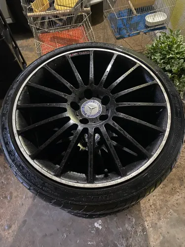 Jogo de rodas Mercedes bens AMG aro 19