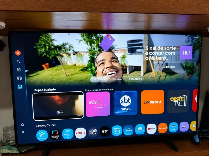 Samsung Crystal UHD 4K 43" DU7700 - Nova, Excelente Estado