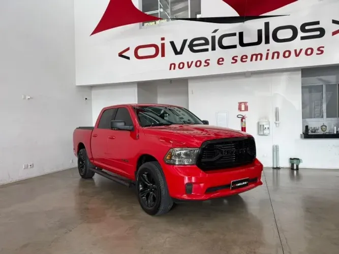 Ram Classic Laramie Night Edition 5.7 V8 16V Gasolina 4X4 Aut. 2023