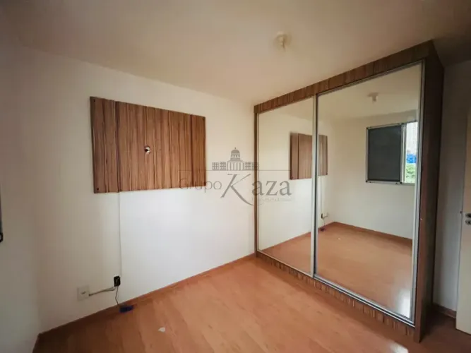 Aluguel e Venda com 45 metros quadrados com 2 Quartos 1 Banheiro Vila Ema Zona Central