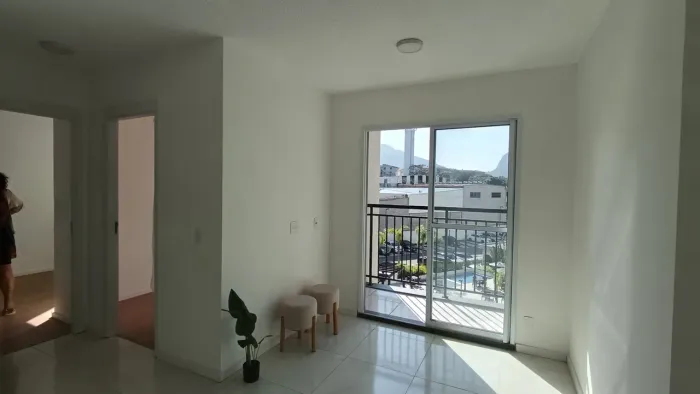 Apartamento à venda na Estrada dos Bandeirantes, Jacarepaguá, Rio de Janeiro - RJ