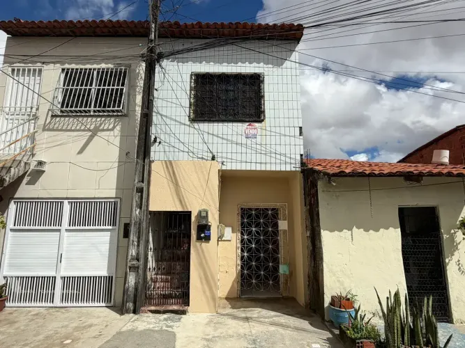 Casa para locação 2 quartos no Bairro João XXIII  Fortaleza/CE. No primeiro andar.