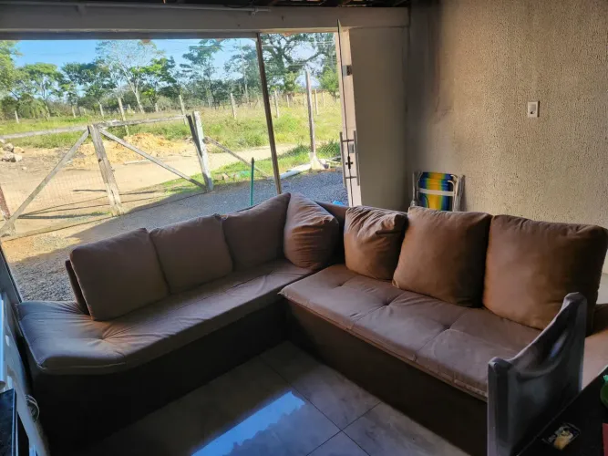 Sofá de canto em L marrom