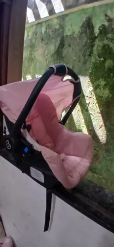 Vendo bebê conforto em ótimo estado ,pouco tempo que foi usado