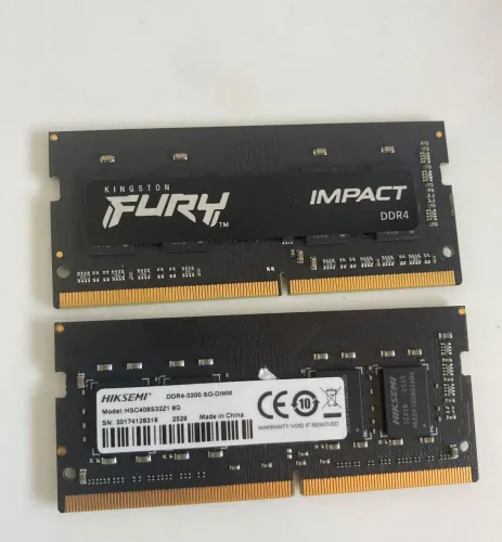 Vendo 2 pente de memória ram DDR4 pra notebook Vendo unidade também.