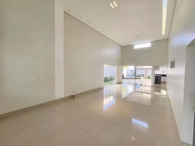 Casa Térrea no Jardins Valência Amplitude, Integração e Conforto