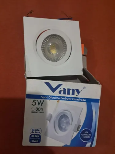 Somente venda 20 lâmpadas todas novas nunca foram usadas 