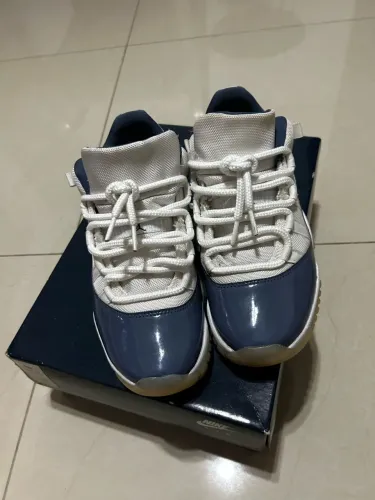 nike jordan 11 low
