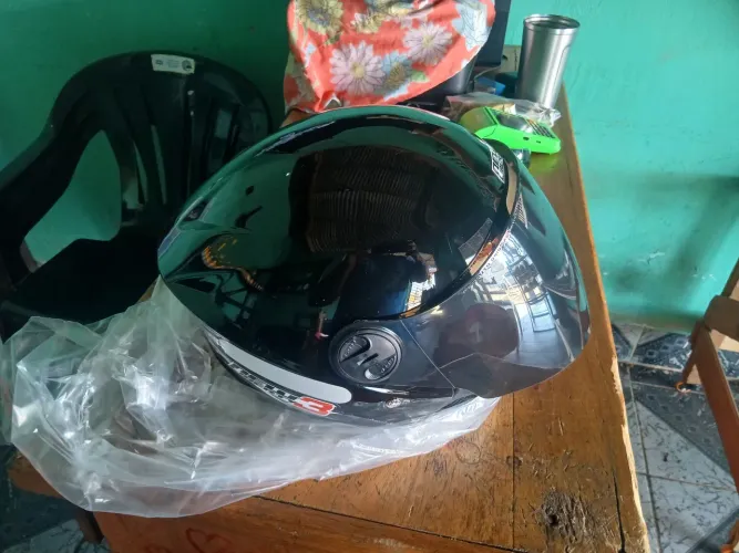 Capacete zerado