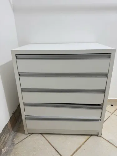 Guarda roupa e cômoda 