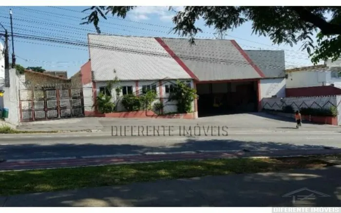 GALPÃO 1000m² VILA JACUÍ !!!