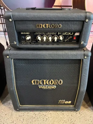 KIT AMPLIFICADOR COM CABEÇOTE METEORO