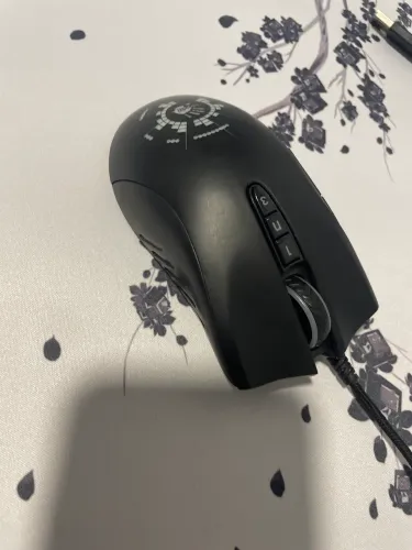 Mouse gamer com fio bloody A90
