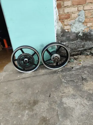 Jogo de rodas para moto Honda tuist