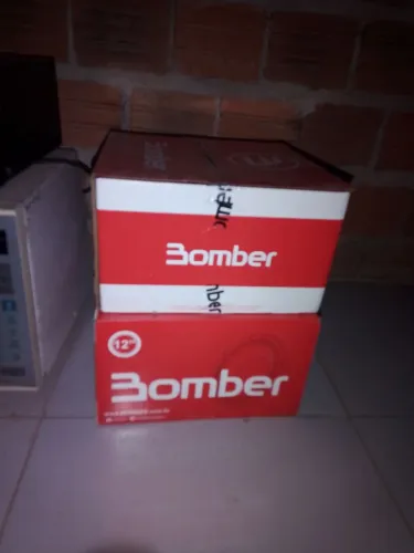 Vendo 2 alto falante 12 polegadas 