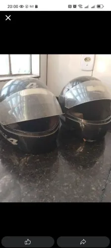 Capacete