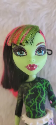 Boneca Monster High Venus I Heart Fashion