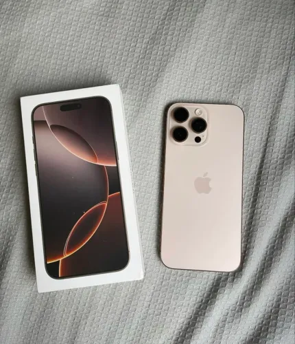 iPhone 16 pro max 256 gb (aceito cartão) 