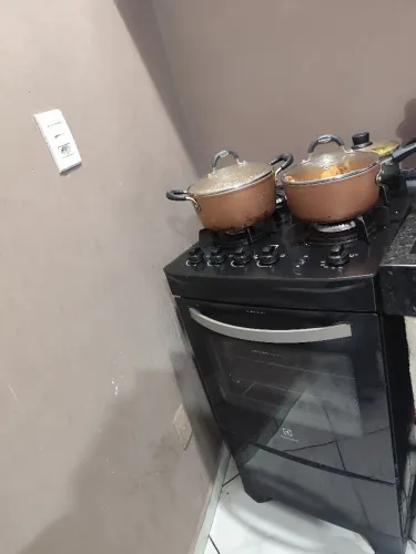 Vendo fogão Eletrolux 4 bocas