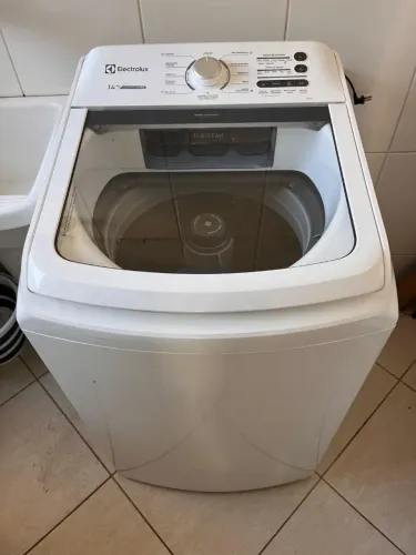 Máquina de Lavar Electrolux 14kg Essential Care (Jet&Clean)