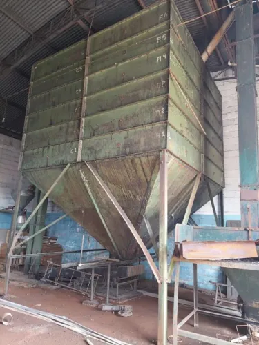 Silos para  armazenar grãos