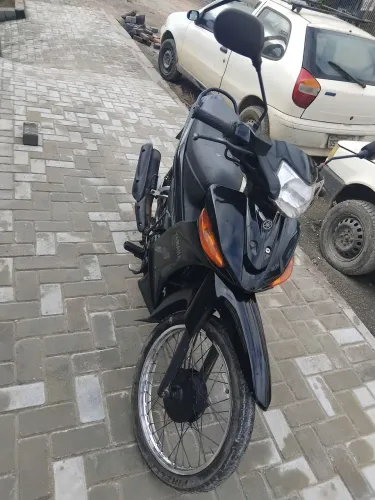 Vendo crypton 115,moto em excelente estado