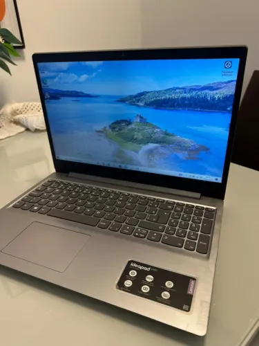 Notebook i5 10ª Geração, SSD NVME 256 GBs (Semi Novo)