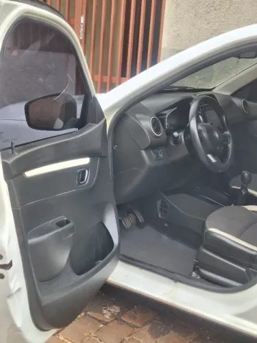 Renault Kwid Intense 1.0 Flex 12V 5P Mec. 2018