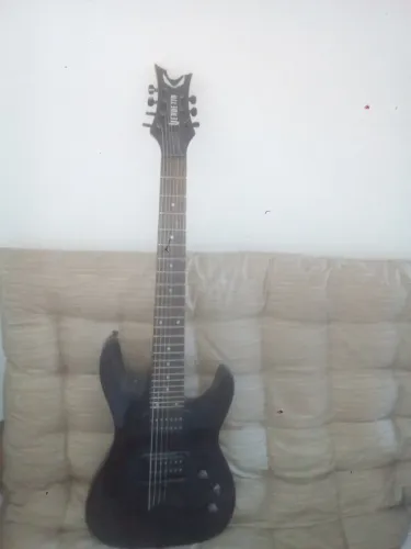 Guitarra 7 cordas Dean Vendetta