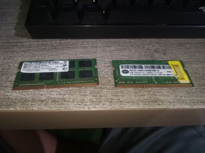 Kit 8GB Memória Ram Notebook / All In One (2x 4GB DDR3L 1600MHz) Usado