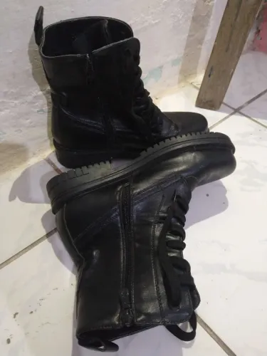Bota Coturno Tratorado Mooncity