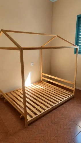 Cama montesseriana 